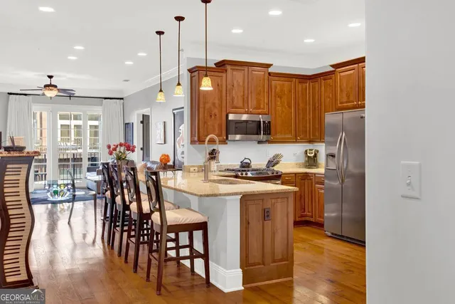 $984,000 | 165 West Bay Street, Unit 402W, Savannah, GA 31401