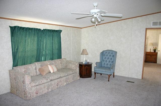 1108 Rule Hollow Road Sevierville, TN 37876 - Photo 11 of 36 another of living room