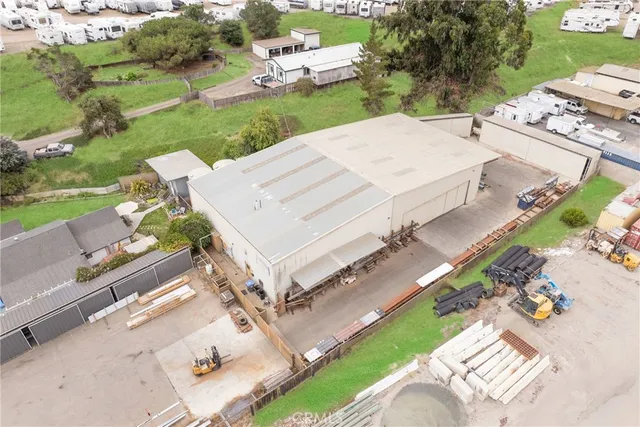 $1,700,000 | 748 Garrett Lane, Arroyo Grande, CA 93420