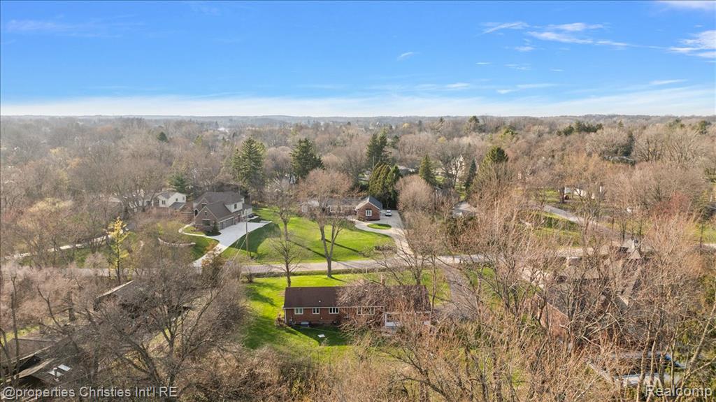 5753 Kilbrennan Road Bloomfield Hills, MI 48301 - Photo 7 of 14