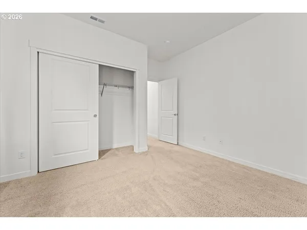 $569,900 | 1320 North Broadway Street, Estacada, OR 97023