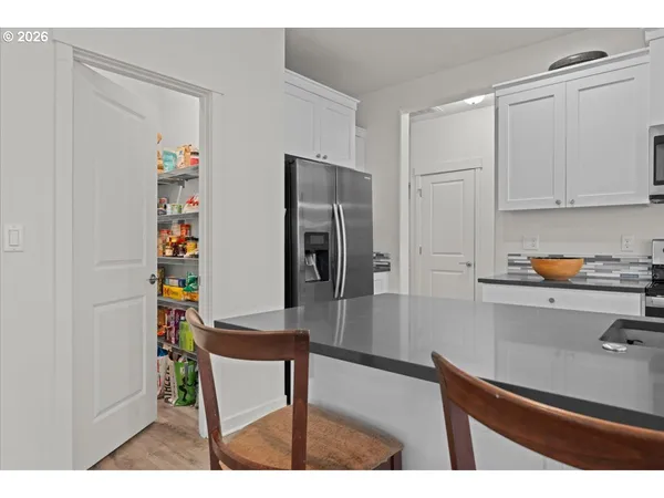 $569,900 | 1320 North Broadway Street, Estacada, OR 97023