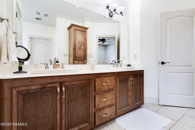 $490,000 | 5105 La Premiere Drive, Maurice, LA 70555