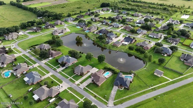 $490,000 | 5105 La Premiere Drive, Maurice, LA 70555