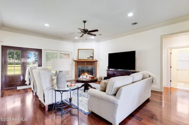 $490,000 | 5105 La Premiere Drive, Maurice, LA 70555