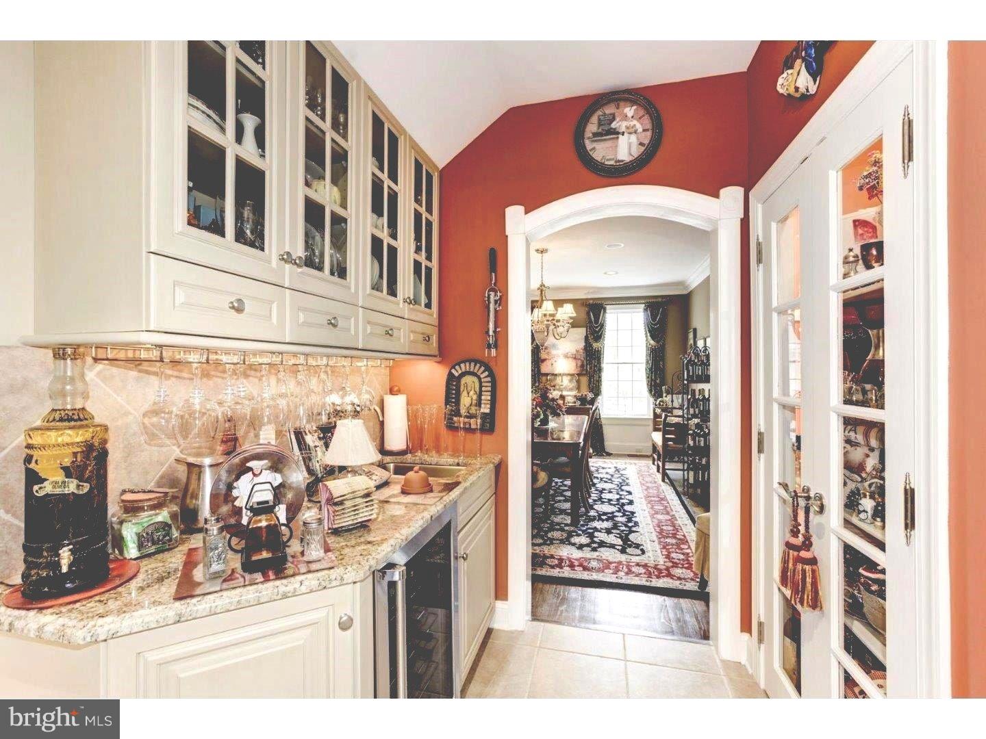 3135 Hollow Road Malvern, PA 19355 - Photo 5 of 25 Butler Pantry