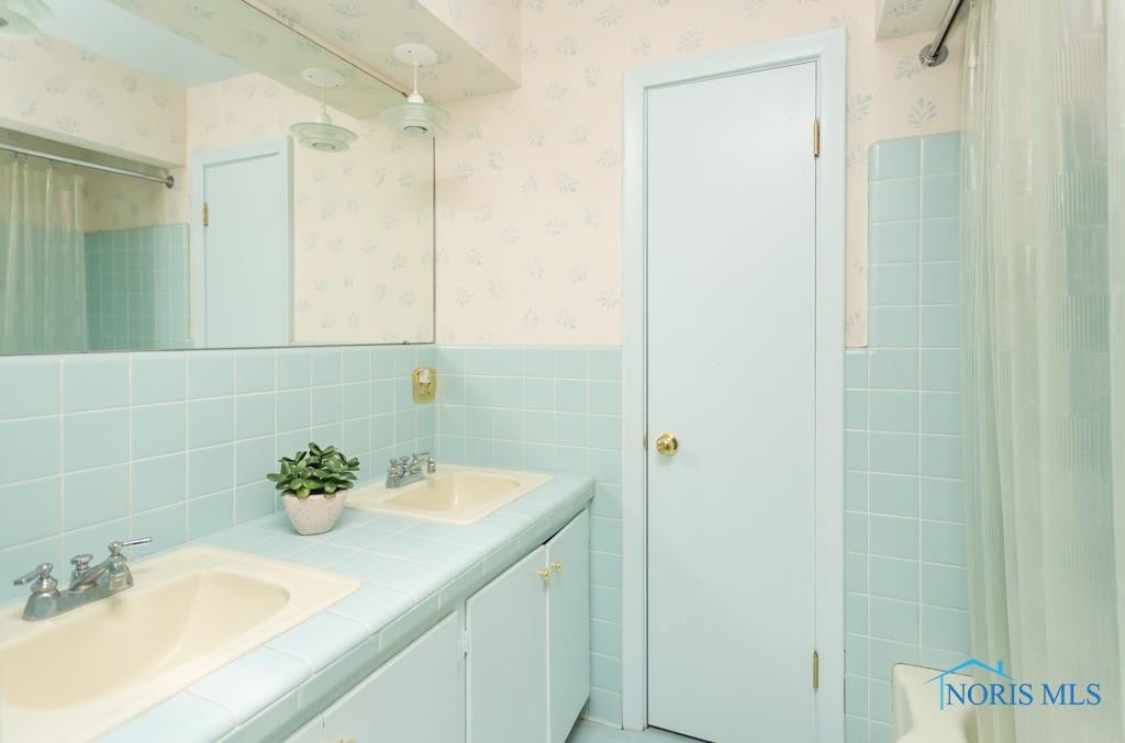 2001 Orchard Road Toledo, OH 43606 - Photo 39 of 46 Gallery Image 39