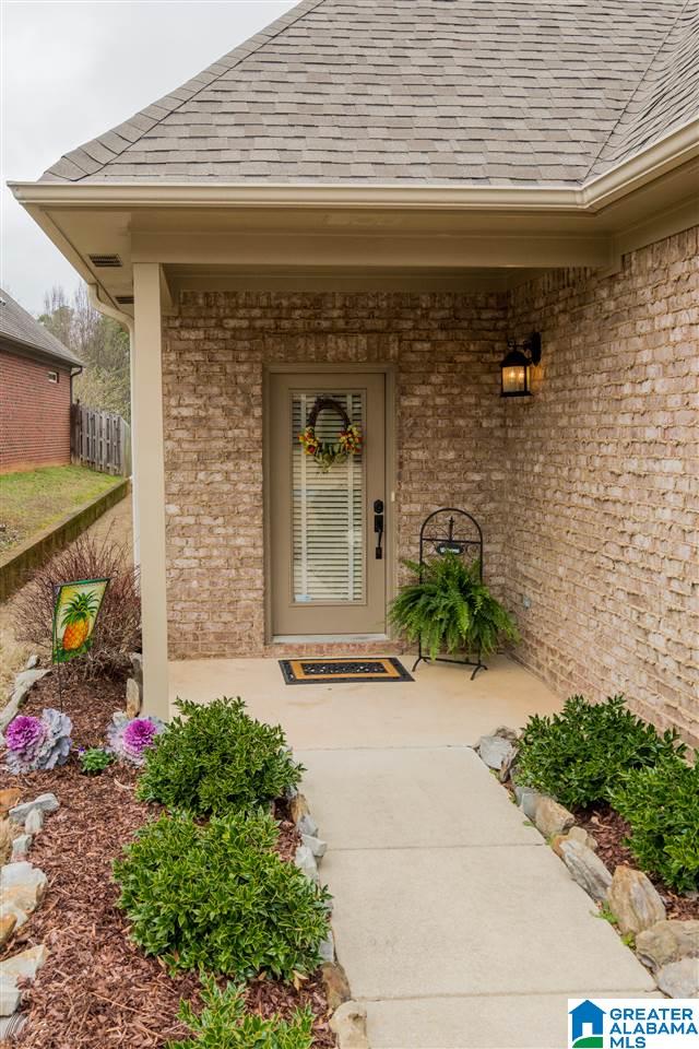 5747 Park Side Road Birmingham, AL 35244 - Photo 3 of 34