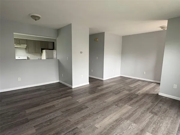 $2,000 | 32 Palmer Avenue, Unit 5, Middletown, NY 10940