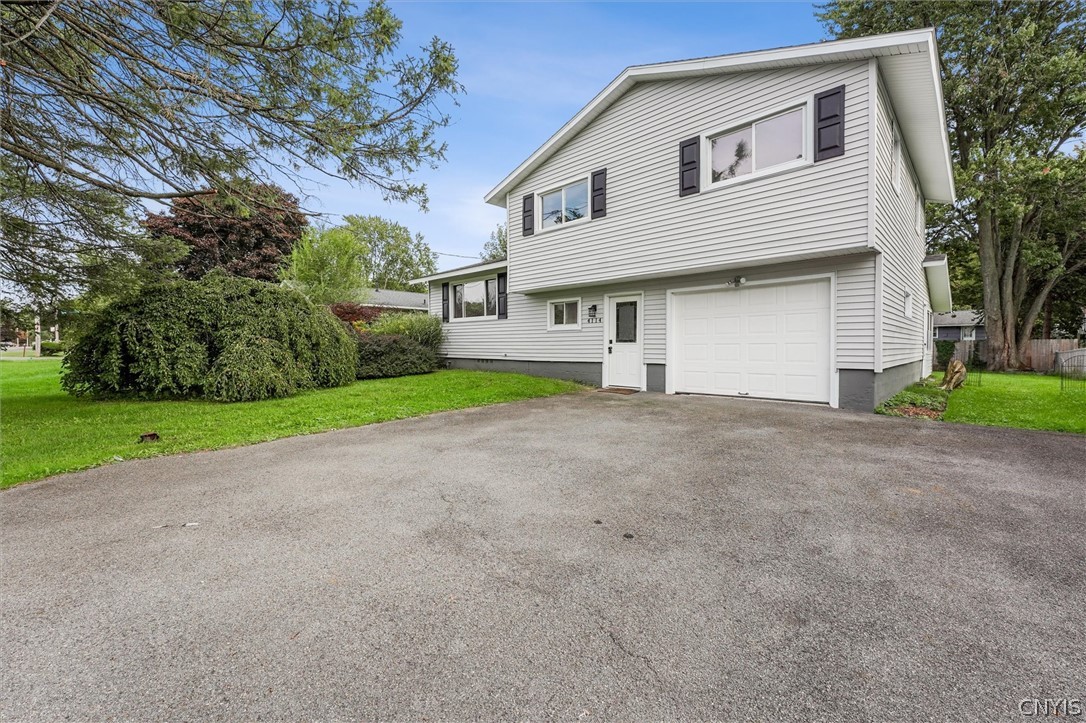 4114 Wetzel Road Clay, NY 13090 - Photo 2 of 50 Gallery Image 2