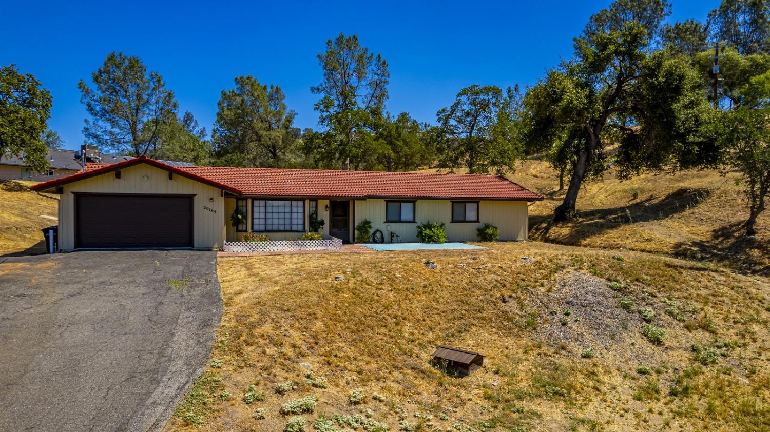 29165 Revis Road Coarsegold, CA 93614 - Photo 1 of 51 Gallery Image 1