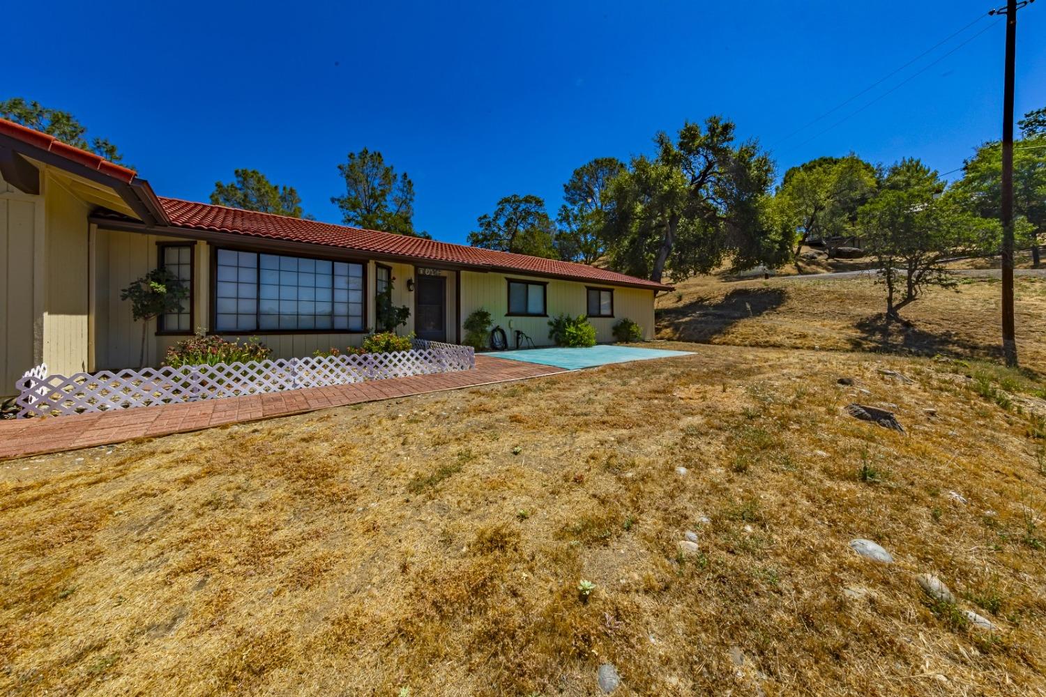 29165 Revis Road Coarsegold, CA 93614 - Photo 3 of 51 Gallery Image 3
