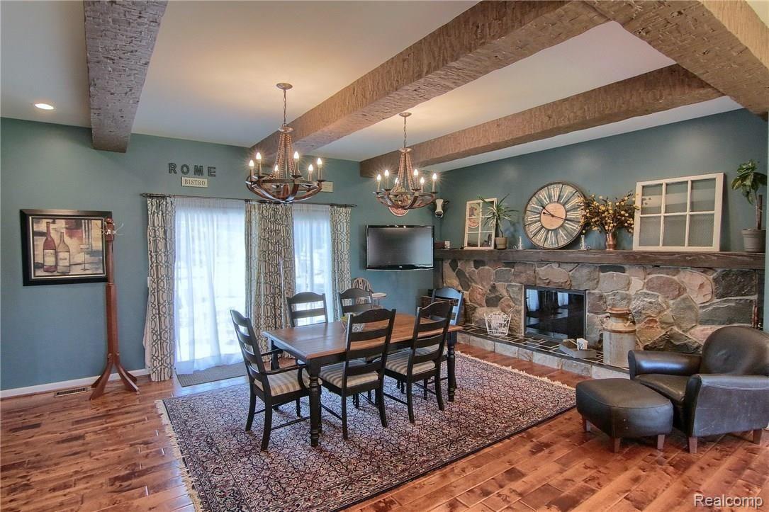 8590 30 Mile Road Washington, MI 48095 - Photo 7 of 33 Dinning Room view 2