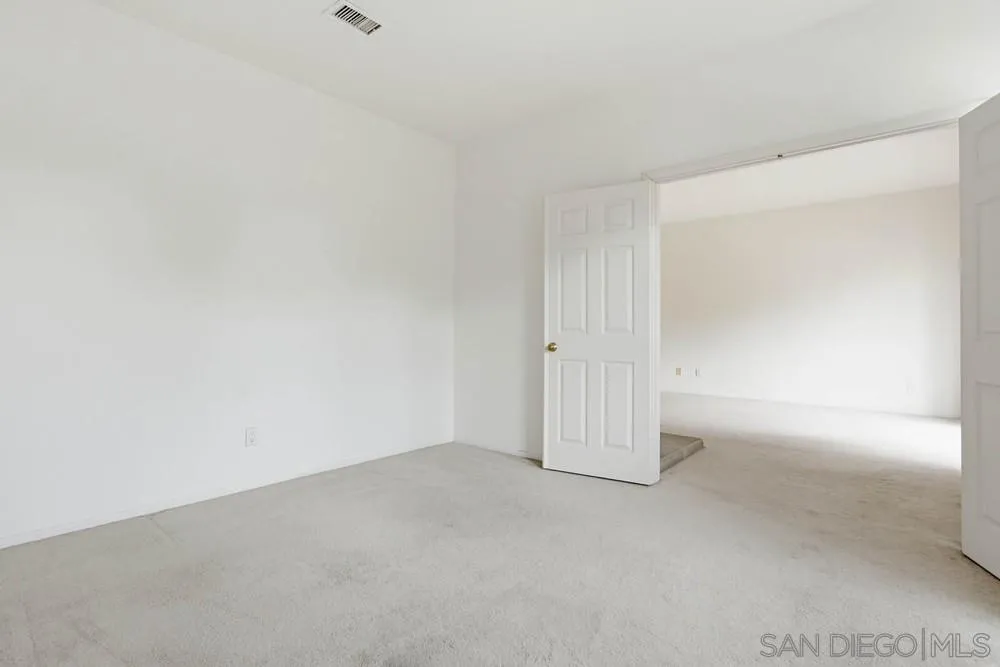 5226 Renaissance Avenue San Diego, CA 92122 - Photo 24 of 41 a view of empty room