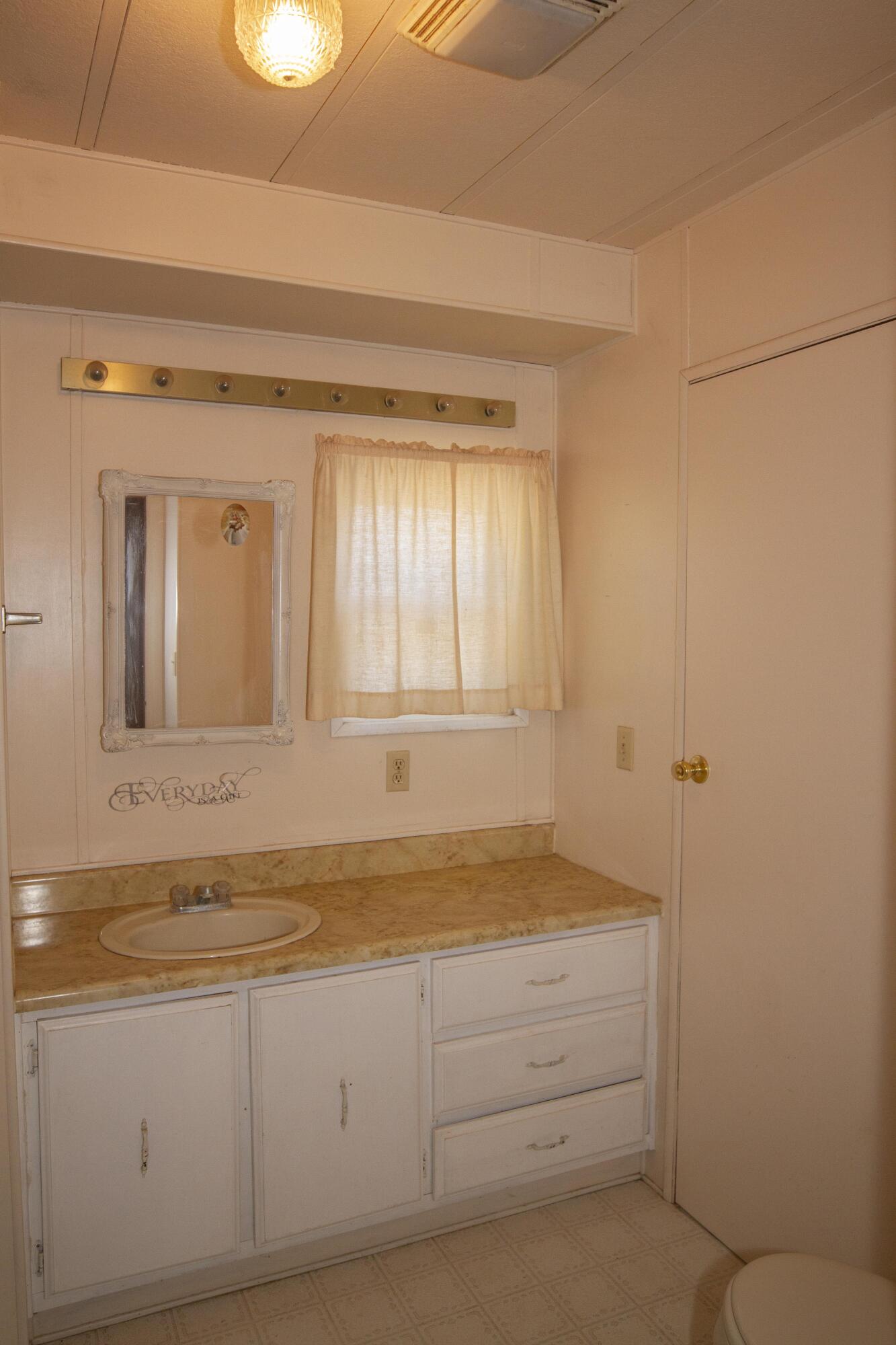 46066 Longview Road Yokuts Valley, CA 93675 - Photo 17 of 66 53