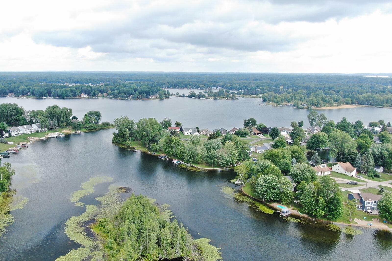 11430 North Lookout Ridge Canadian Lakes, MI 49346 - Photo 5 of 24 5 Acres of water to enjoy
