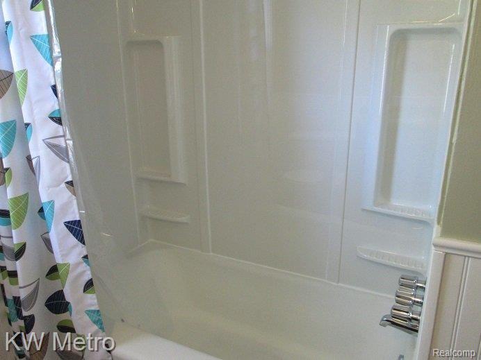 3302 Starr Road Royal Oak, MI 48073 - Photo 6 of 11 New Bathroom