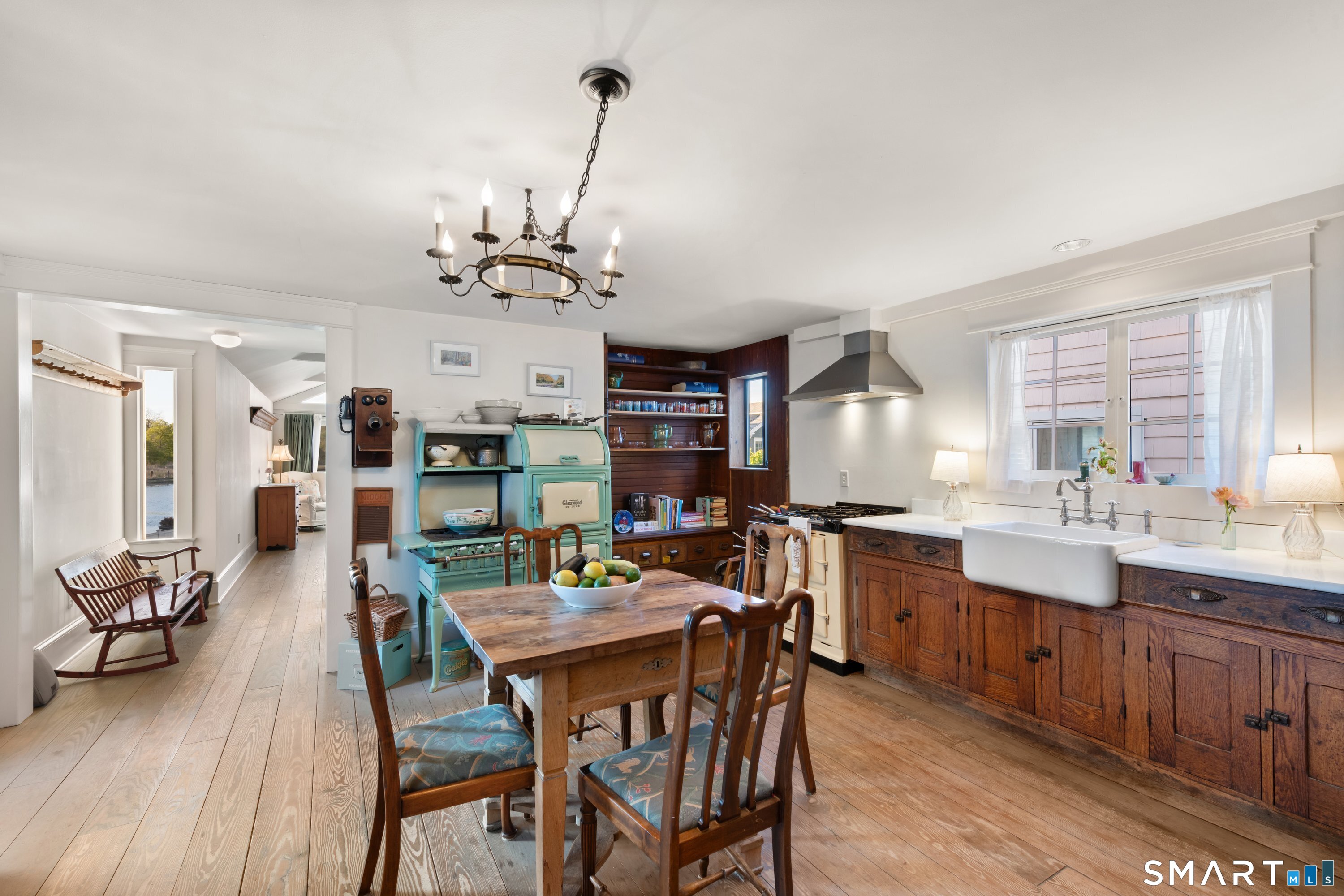 7 Old Mill Road Westport, CT 06880 - Photo 9 of 26
