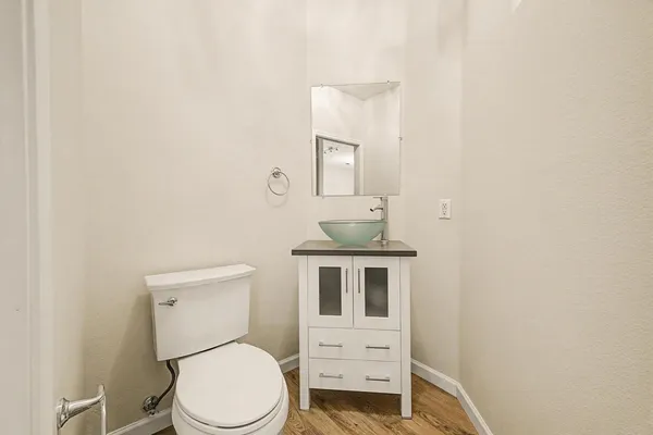 $2,500 | 3221 North 37th Street, Unit 10, Phoenix, AZ 85018