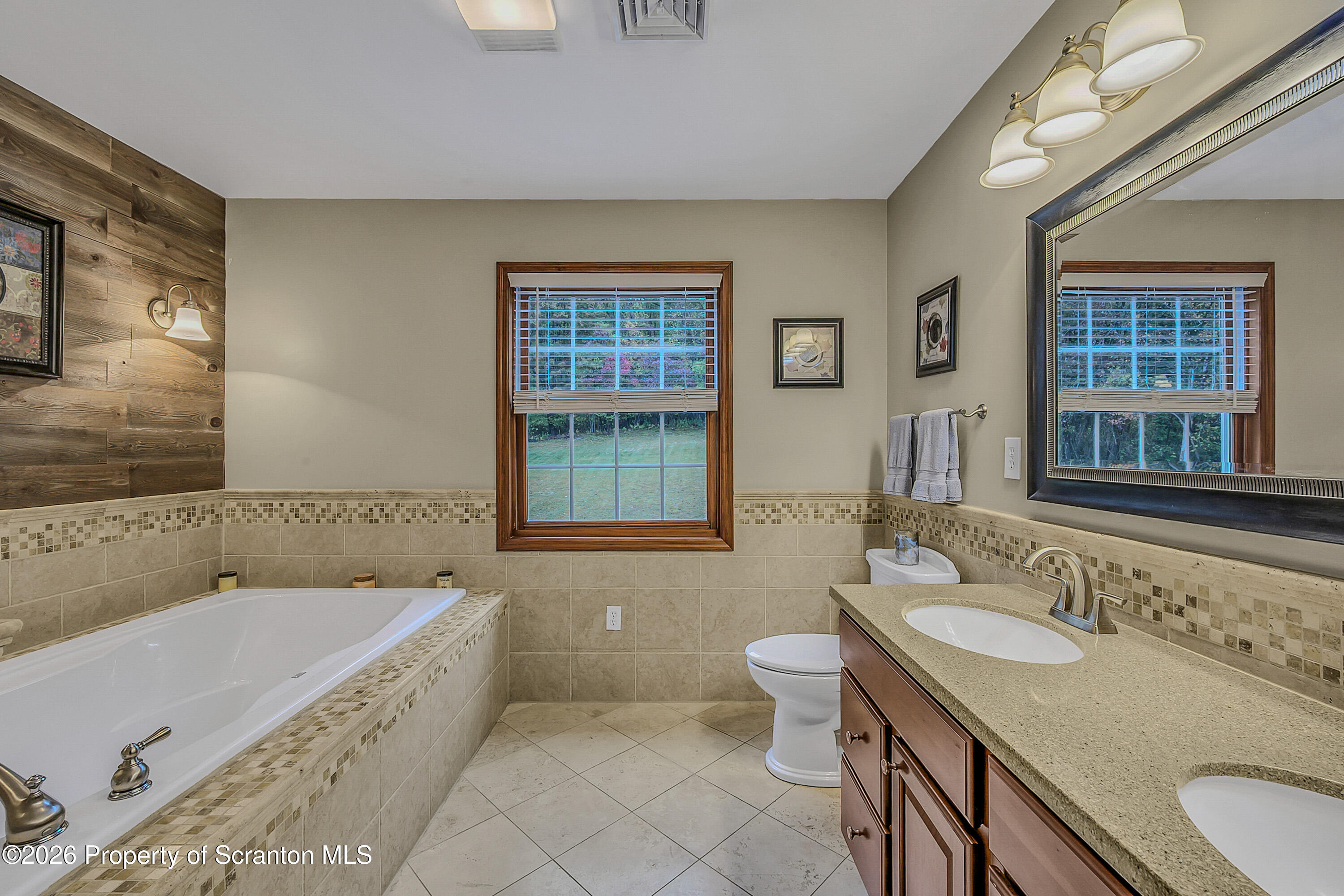618 Goldbutton Street Archbald, PA 18403 - Photo 37 of 73 Primary Bathroom