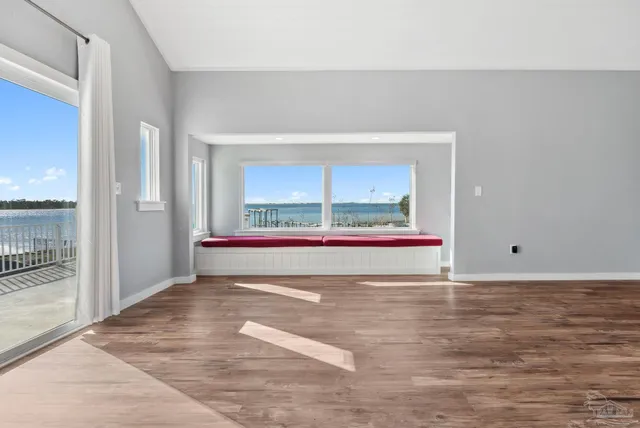 $1,295,000 | 520 Parish Boulevard, Mary Esther, FL 32569