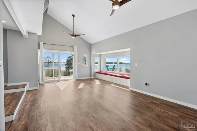 $1,295,000 | 520 Parish Boulevard, Mary Esther, FL 32569