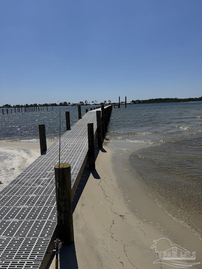 520 Parish Boulevard Mary Esther, FL 32569 - Photo 3 of 54