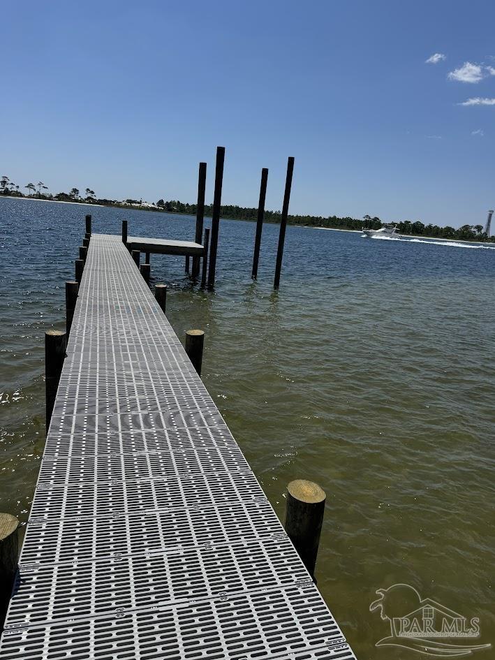 520 Parish Boulevard Mary Esther, FL 32569 - Photo 5 of 54