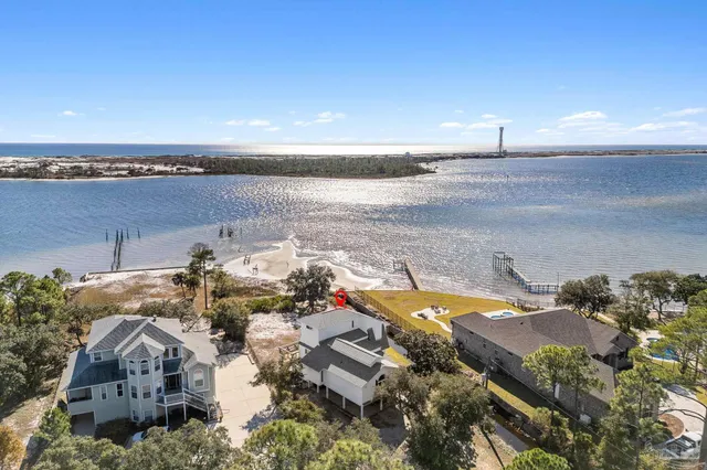 $1,295,000 | 520 Parish Boulevard, Mary Esther, FL 32569