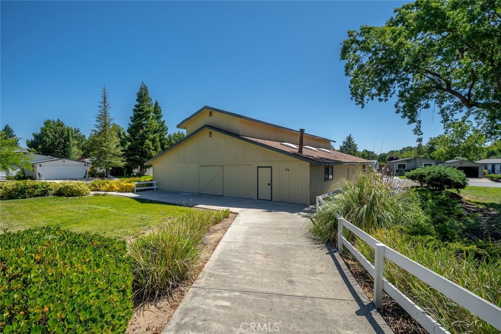 1220 Bennett Way, Unit 83 Templeton, CA 93465 - Photo 30 of 39 Meadowbrook Clubhouse