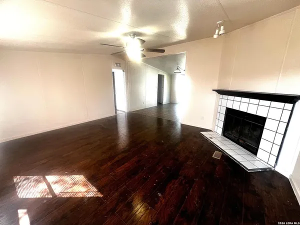 $1,455 | 69 D Street, Converse, TX 78109