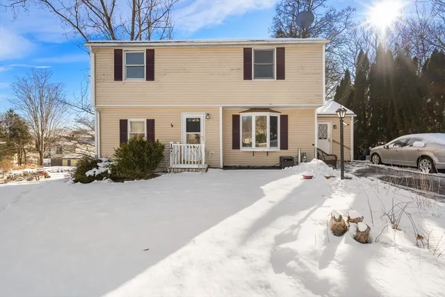 $530,000 | 17 Lincoln Avenue, Millbury, MA 01527