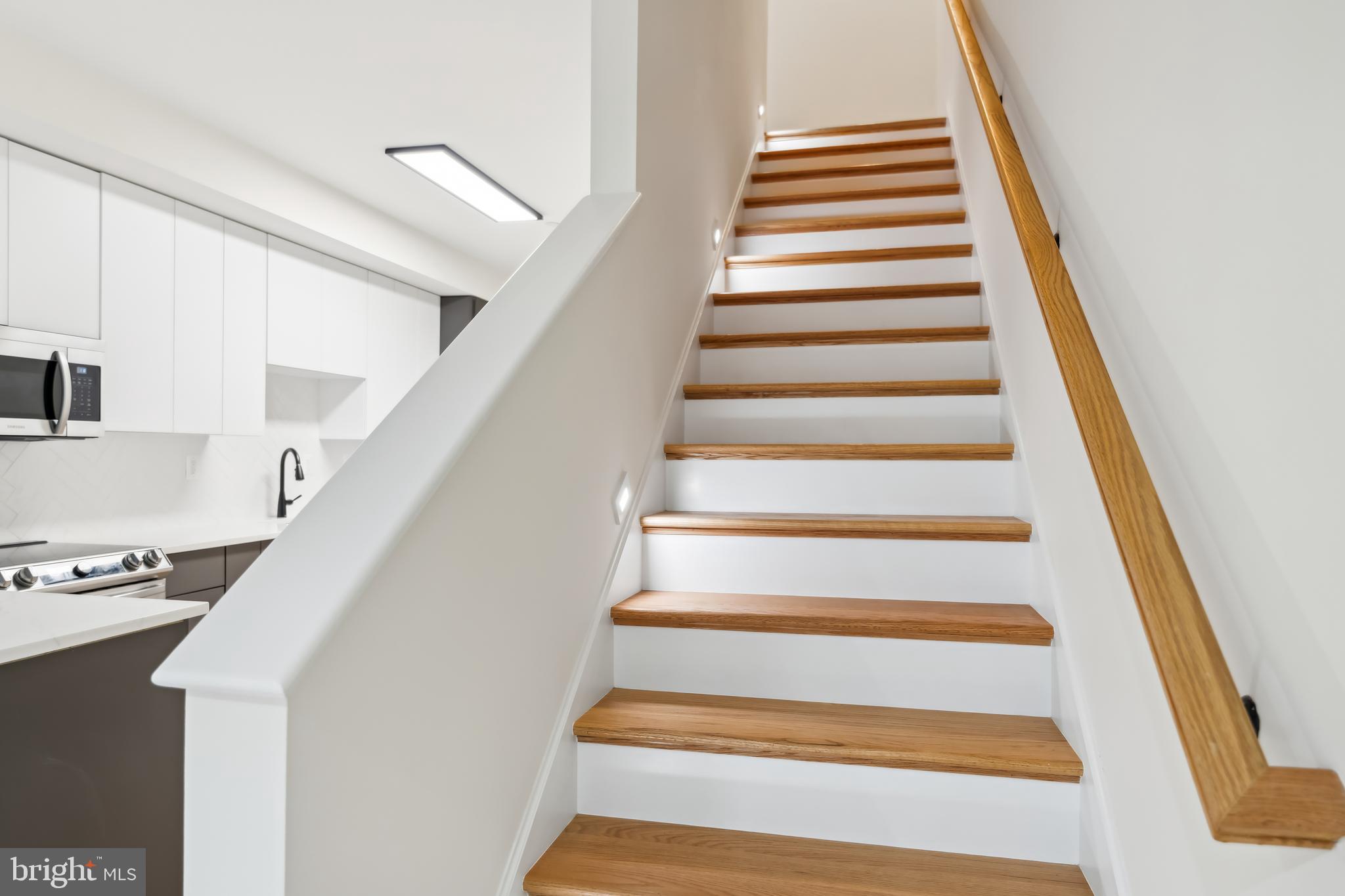 329 16th Street Southeast Washington, DC 20003 - Photo 14 of 39 a view of entryway