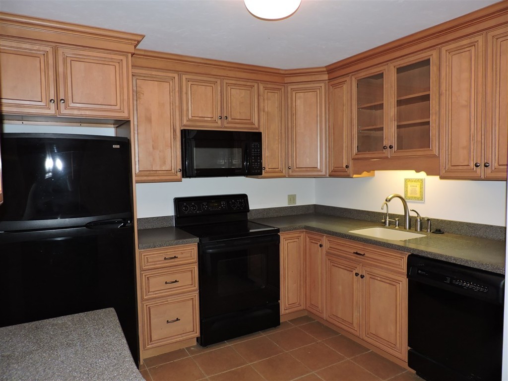 405 Treasure Island Road, Unit 405 Webster, MA 01570 - Photo 12 of 30 Gallery Image 12