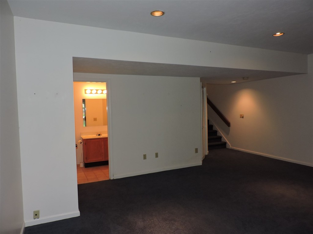 405 Treasure Island Road, Unit 405 Webster, MA 01570 - Photo 29 of 30 Gallery Image 29
