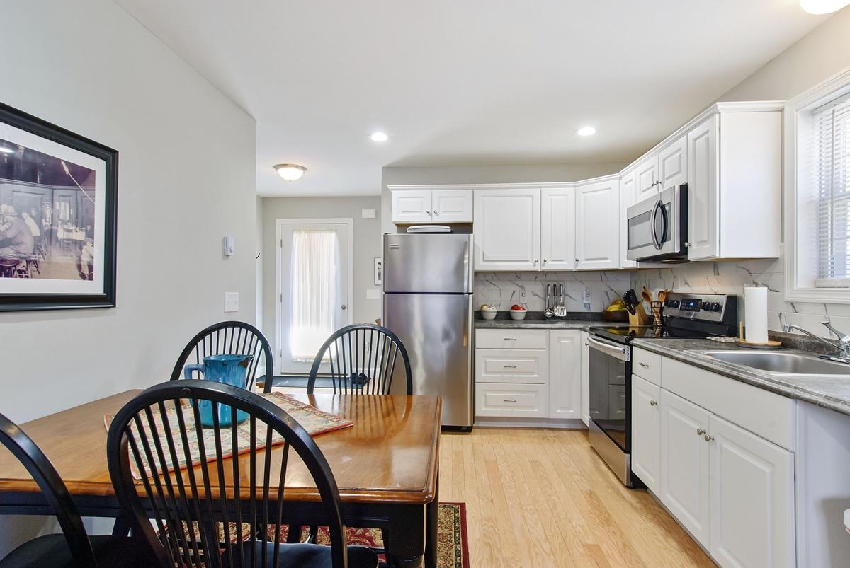 64 Ocean Park Road, Unit 5 Saco, ME 04072 - Photo 3 of 16 Kitchen/ Dining Area