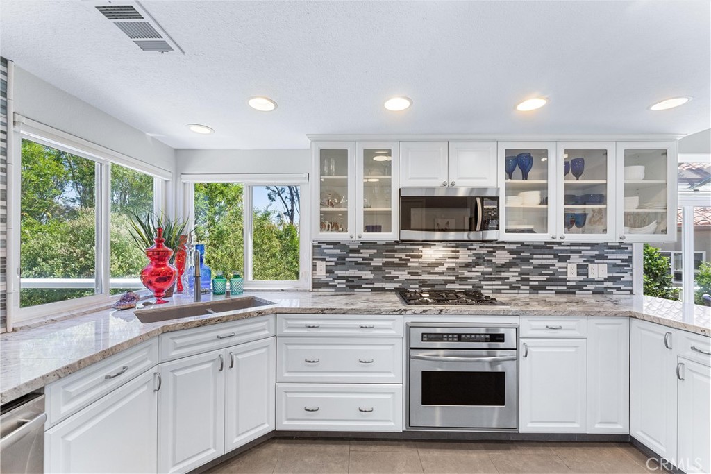 14 Toulon Laguna Niguel, CA 92677 - Photo 13 of 46