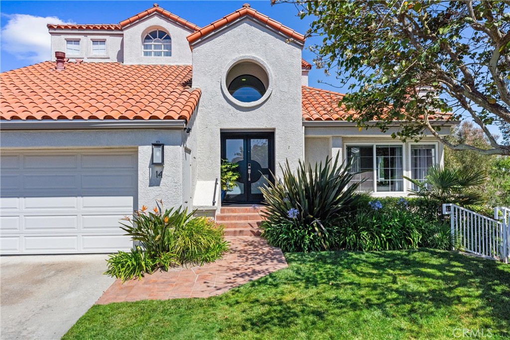 14 Toulon Laguna Niguel, CA 92677 - Photo 4 of 46