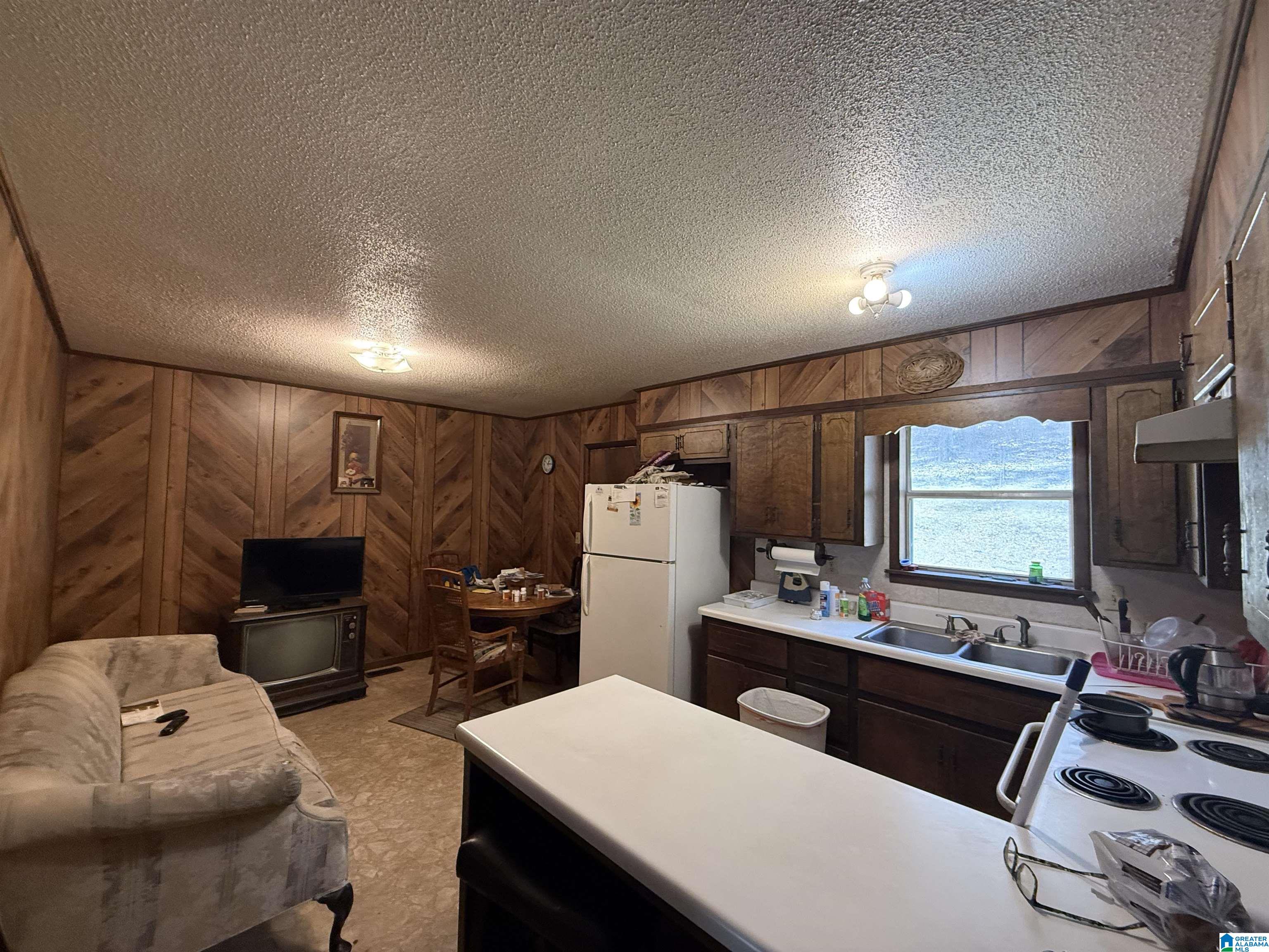 1890 Champion Road Oneonta, AL 35121 - Photo 10 of 14