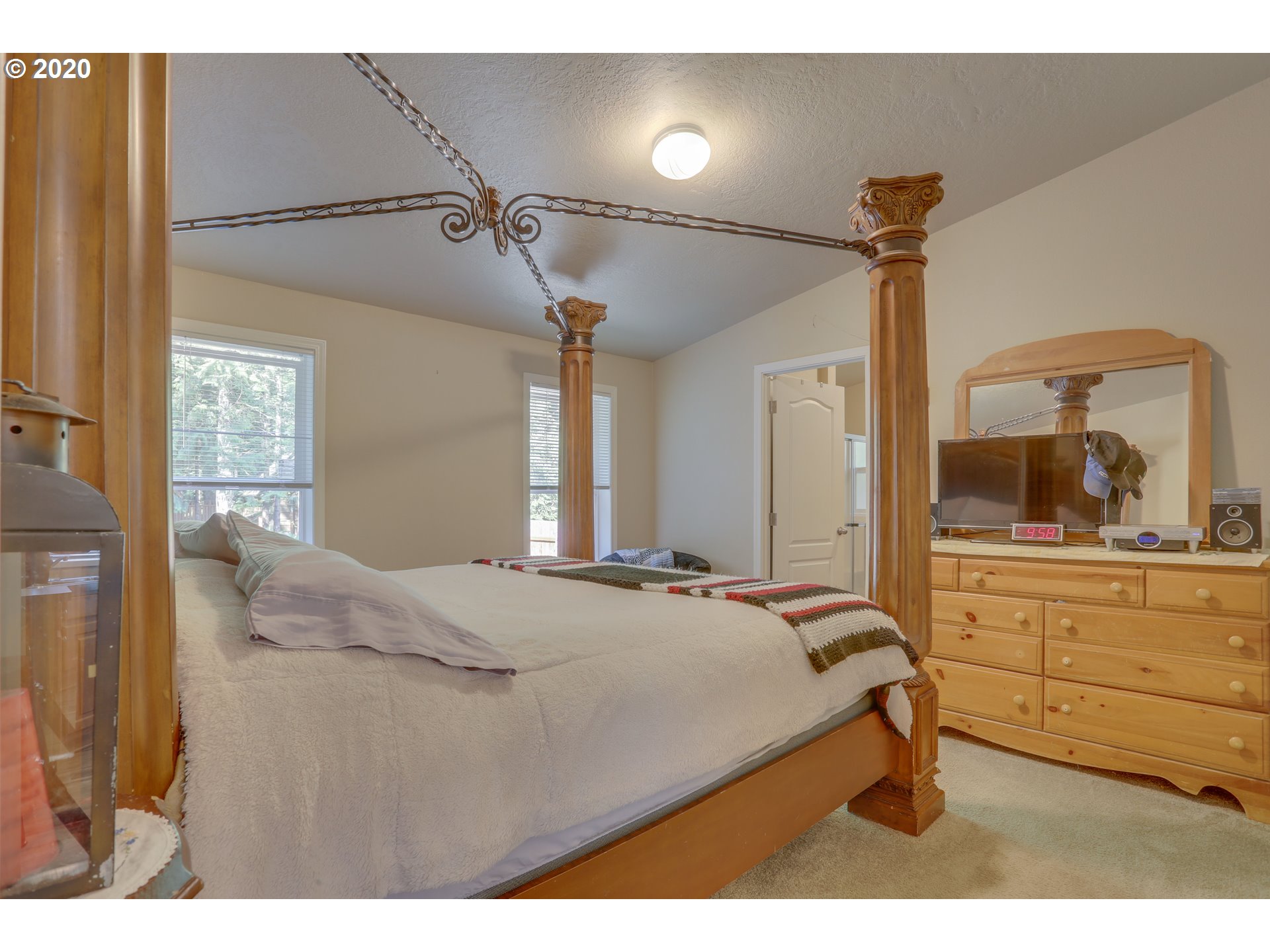 73390 Highway 26 Rhododendron, OR 97049 - Photo 9 of 32