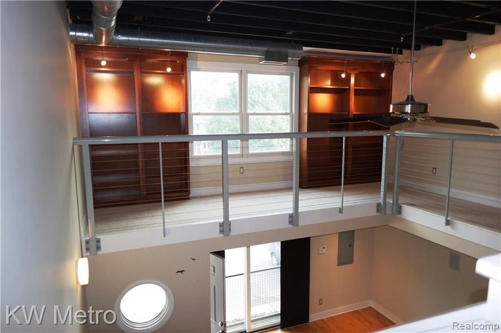 686 West Eleven Mile Road Royal Oak, MI 48073 - Photo 9 of 25
