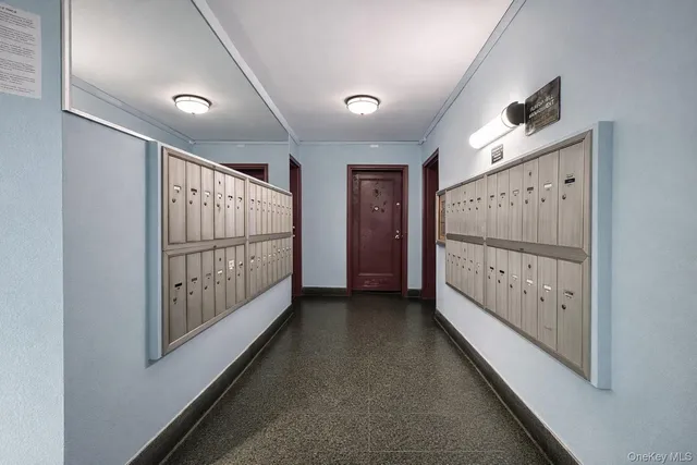 $2,200 | 147-37 38th Avenue, Unit C61 | Murray Hill - Flushing