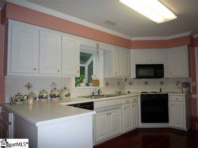 505 Yorktown Road Moore, SC 29369 - Photo 8 of 25 Gallery Image 8