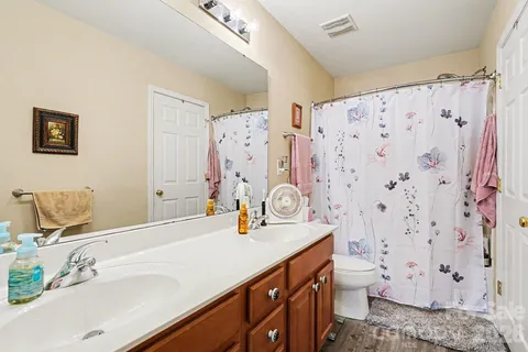 $300,000 | 747 Rock Lake Glen, Fort Mill, SC 29715