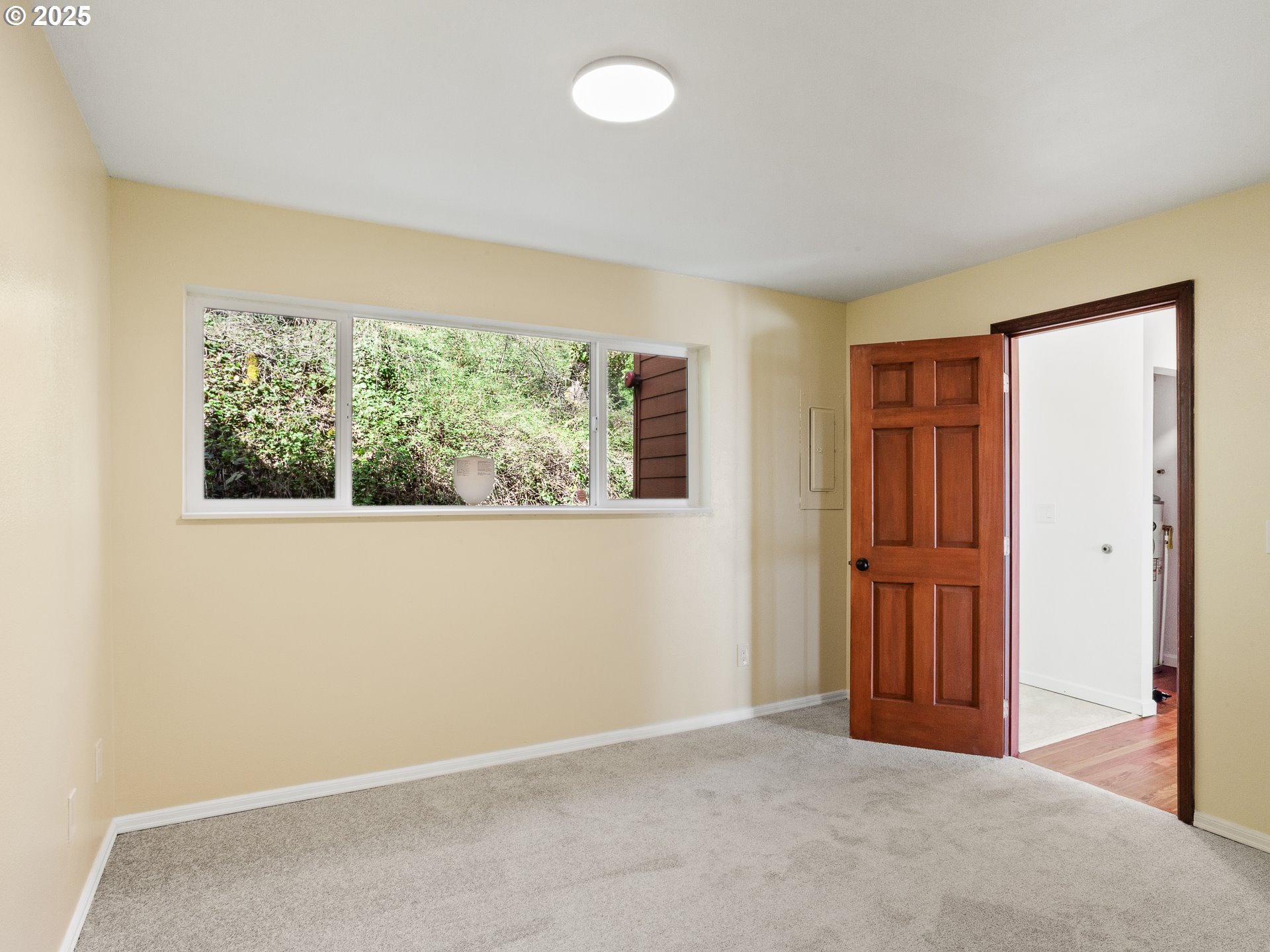 3701 Southwest Condor Avenue, Unit L1 Portland, OR 97239 - Photo 29 of 33 Gallery Image 29