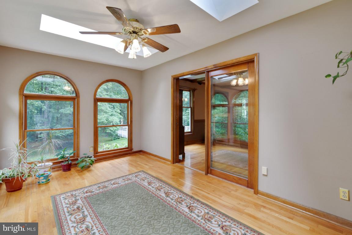 13613 Bethel Road Manassas, VA 20112 - Photo 33 of 66 Two skylights make this sunroom even brighter!