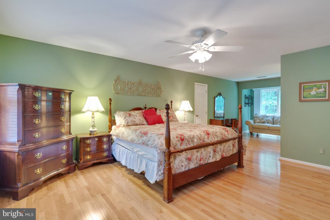 13613 Bethel Road Manassas, VA 20112 - Photo 40 of 66 Owner's suite