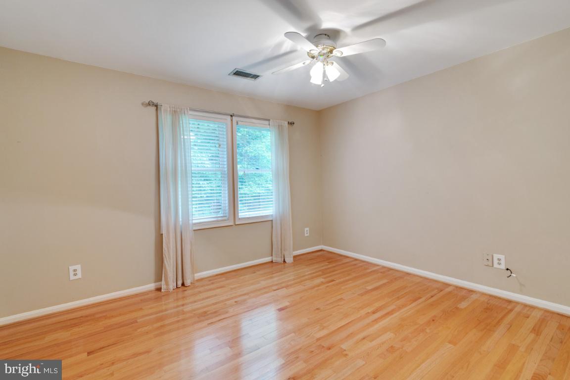 13613 Bethel Road Manassas, VA 20112 - Photo 49 of 66 secondary bedroom 2 - huge
