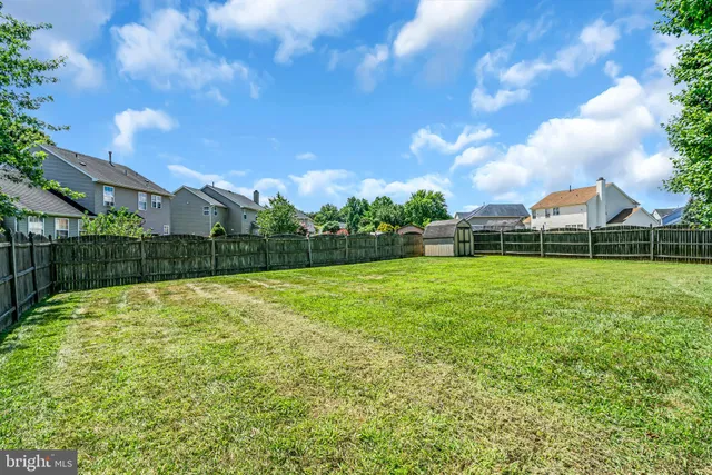 $699,900 | 26 Creekwood Drive, Bordentown, NJ 08505