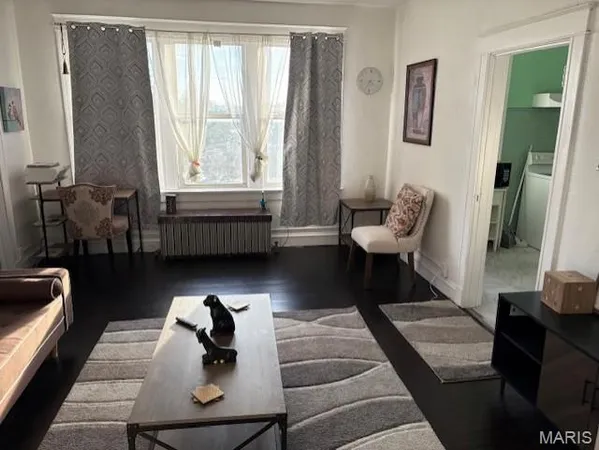 $209,900 | 8607 Jennings Station Road, Jennings, MO 63136